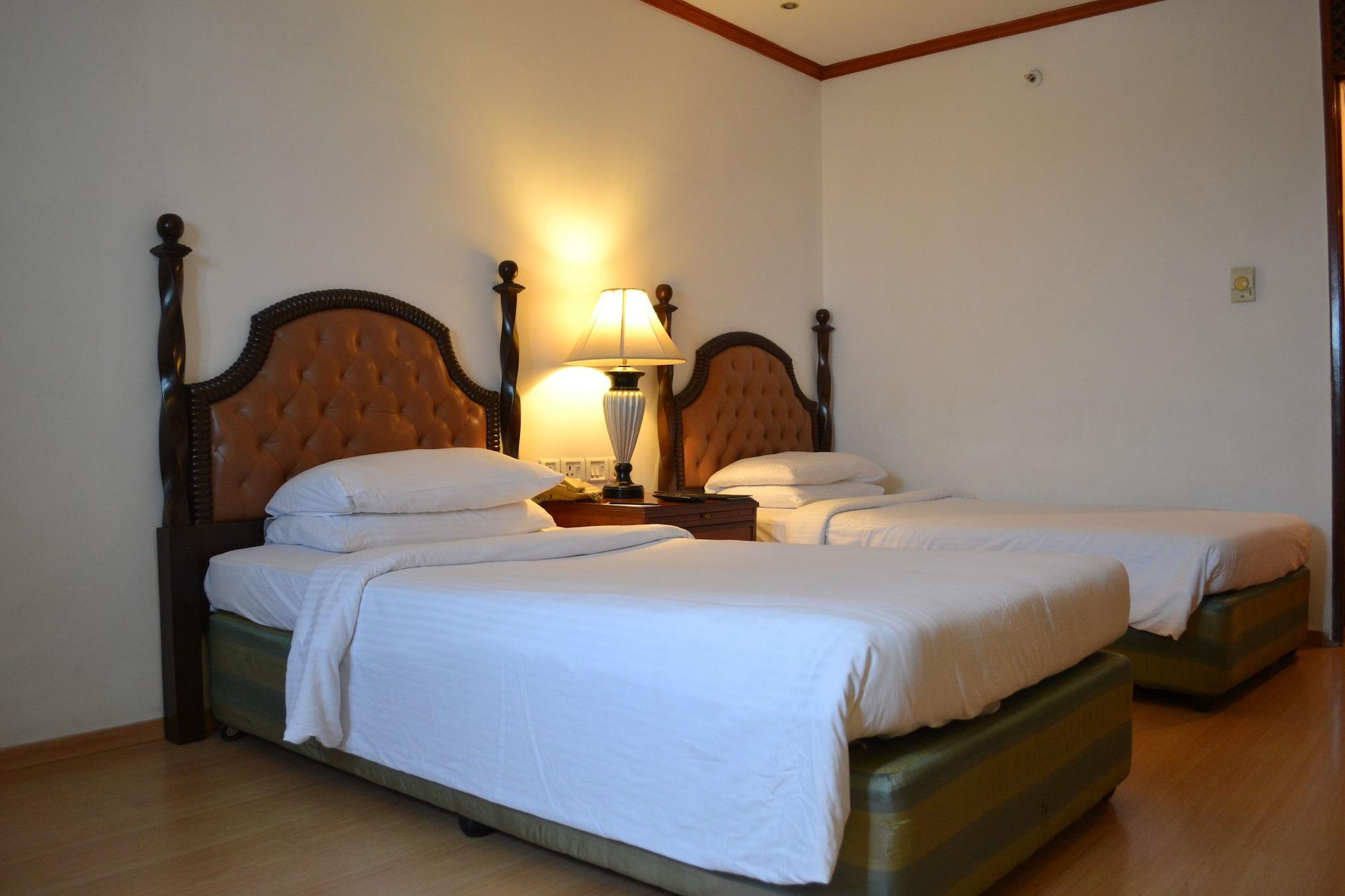Taj Banjara Hotel Hyderabad Exterior foto A room at the hotel