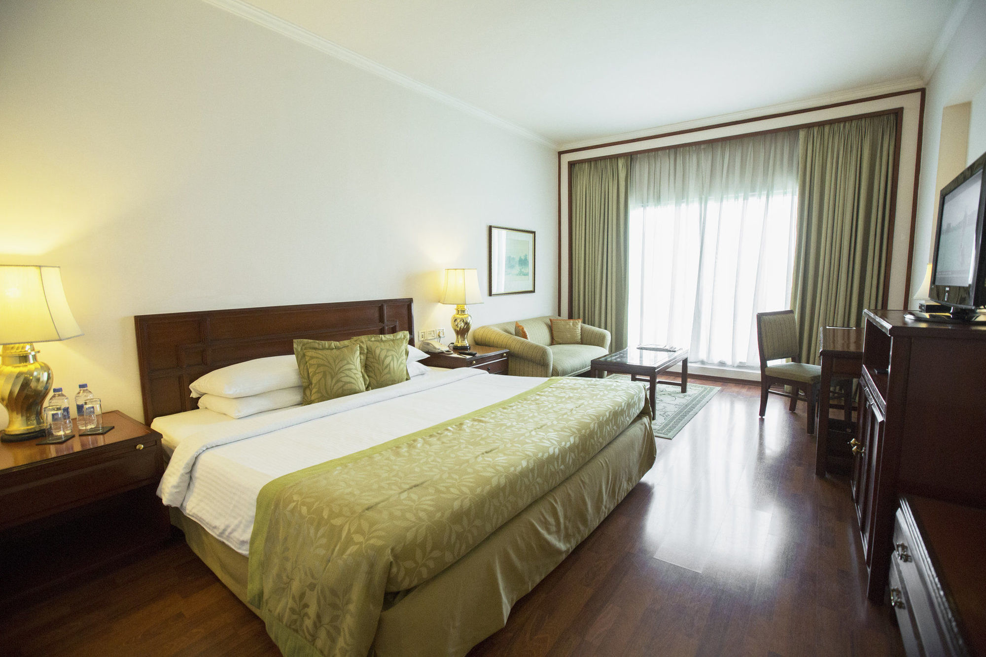 Taj Banjara Hotel Hyderabad Exterior foto A room at the Taj Bengal