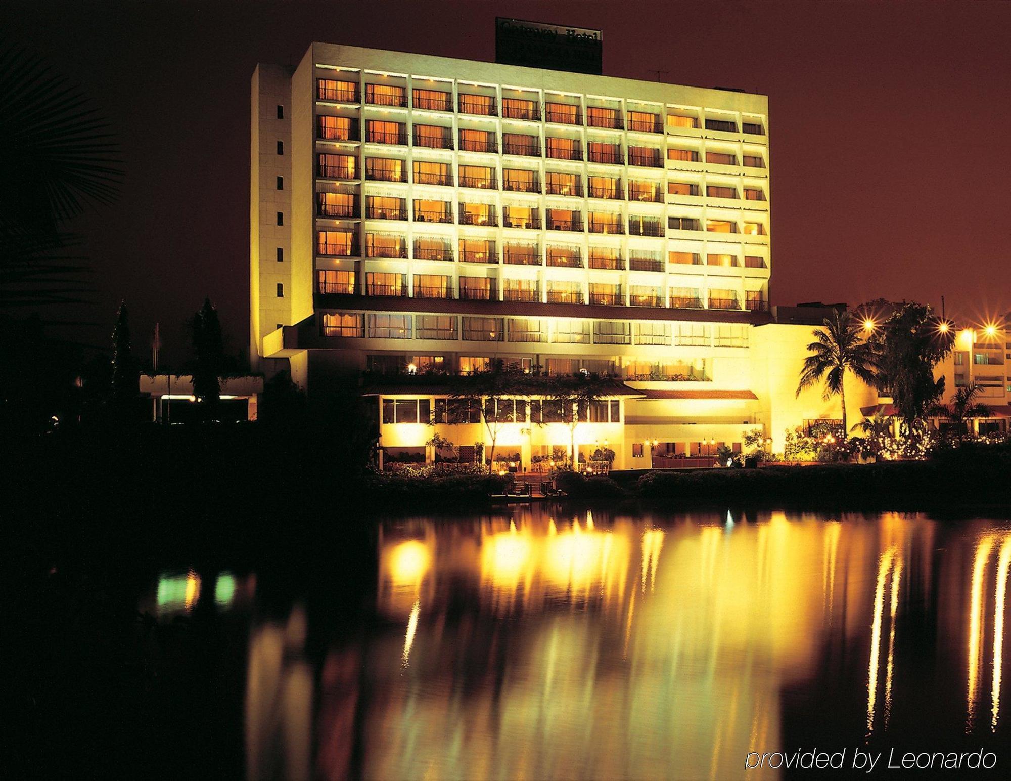 Taj Banjara Hotel Hyderabad Exterior foto The Royal